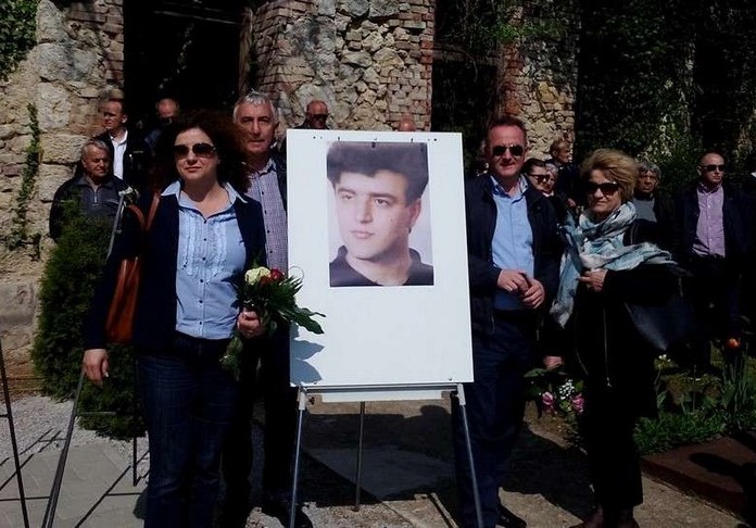 Tko je bio Šefik Pezerović