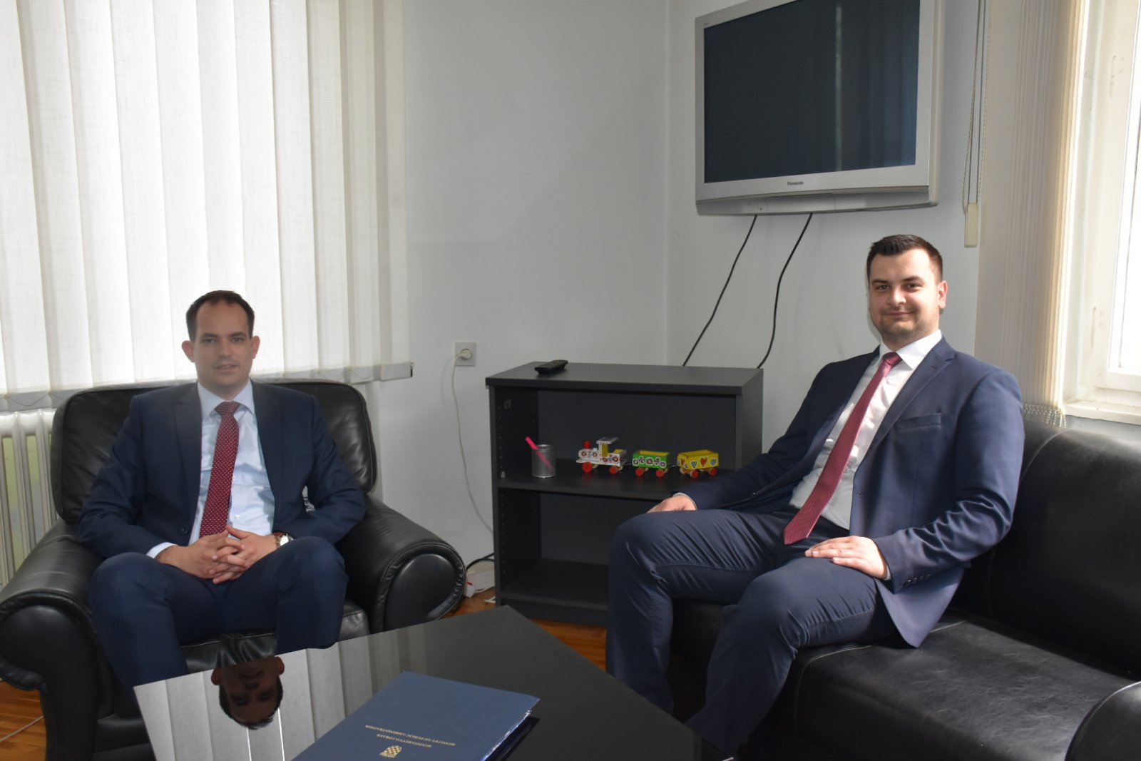 Hodžić održao sastanak s ministrom uprave Malenicom