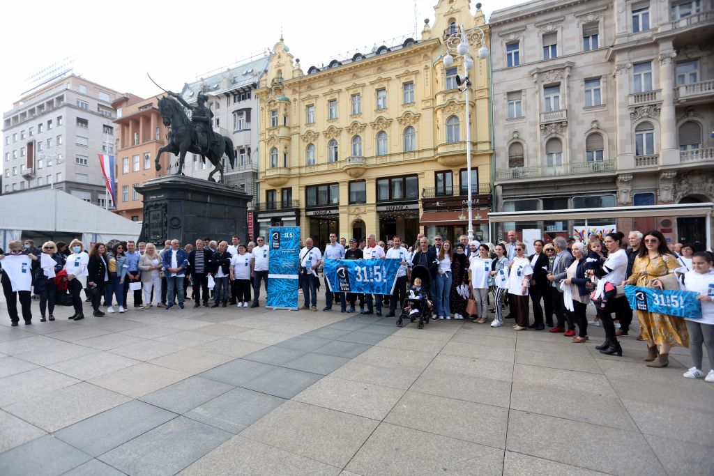 Dan bijelih traka obilježen na Trgu bana Jelačića