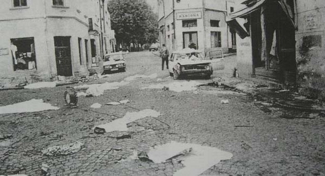 25. maj: Kapija je bila zločin nad tuzlanskom mladošću