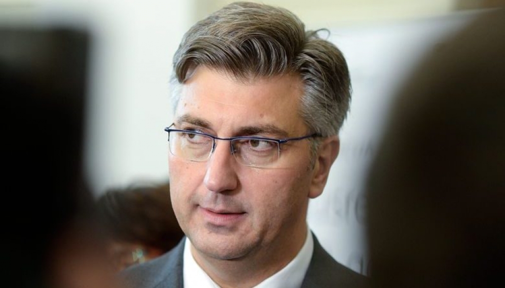 PLENKOVIĆ: Donirat ćemo 210.000 doza vakcina Bosni i Hercegovini