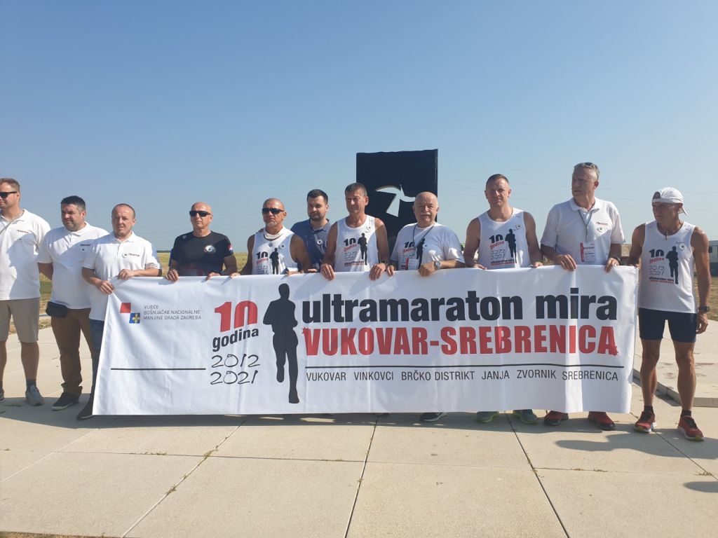 Ultramaratonci krenuli s Ovčare prema Potočarima