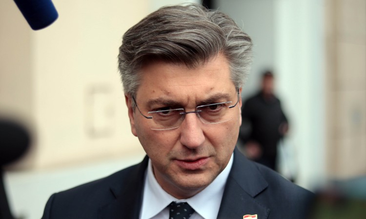 Plenković: Hrvatska iz političkih razloga neće i ne želi dignuti žicu prema BiH