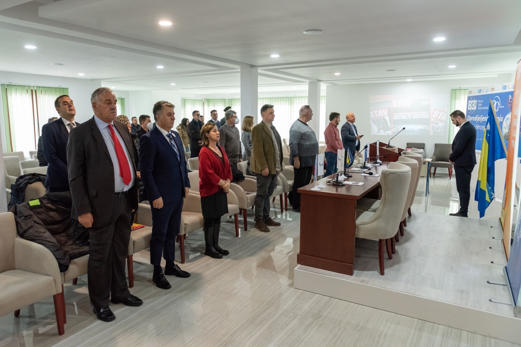 U Srebrenici uručena Nagrada “25. novembar” Ivanu Kordiću i Dragoslavu Dedoviću