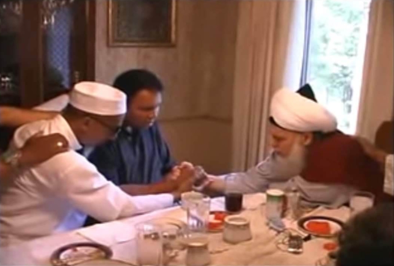 Muhammad Ali bio je sufija, pristupio je nakšibendijskom tarikatu