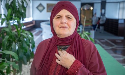 Emina Kljajić: Nije me nikad bilo sram, postim, muslimanka sam i Bošnjakinja