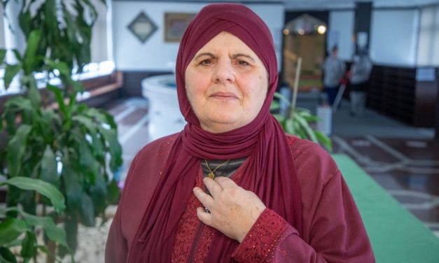Emina Kljajić: Nije me nikad bilo sram, postim, muslimanka sam i Bošnjakinja
