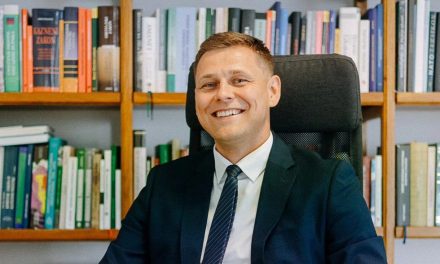 Bajram u znaku jačanja zajednice: Meškić čestitao s porukom ponosa i nade