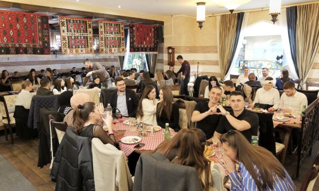 Omladinski iftar u Sofri na Vrbanima okupio stotinu mladih