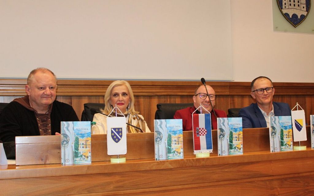 Književna stanica u Crikvenici: Karavana krenula romanom “Halima”