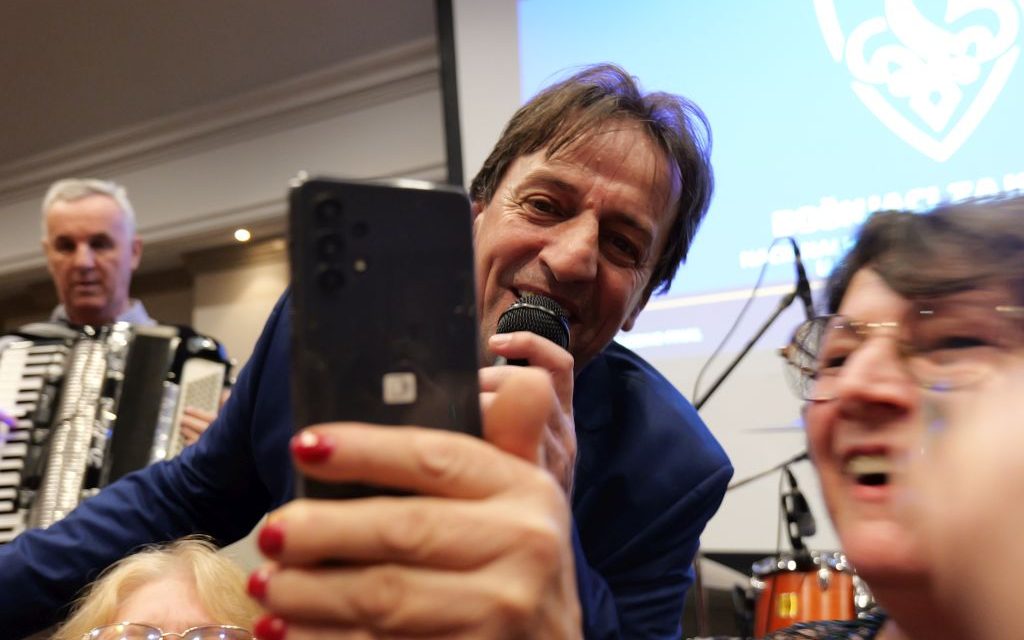 HAZRE: Ljubav se mora vratiti među nas, može je probuditi pjesma