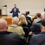 Armin Hodžić među Bošnjacima u Sv. Klari: Zaslužujemo svoju infrastrukturu i institucije