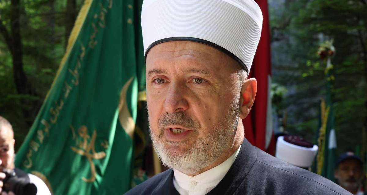 Muftija Adilović: Ako je stijena pukla pred iskrenom dovom, past će i sile zla pred našom vjerom