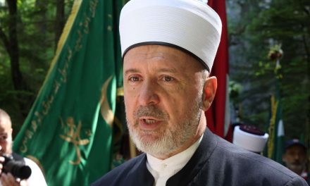 Muftija Adilović: Ako je stijena pukla pred iskrenom dovom, past će i sile zla pred našom vjerom