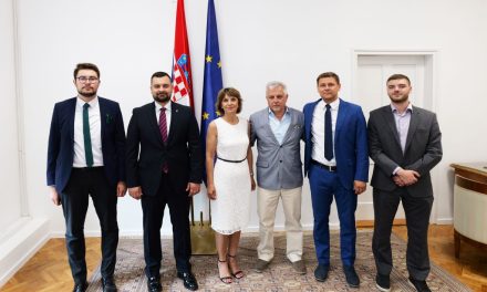 Zahvala Zoranu Perkoviću: Doprinos povezivanju dviju država