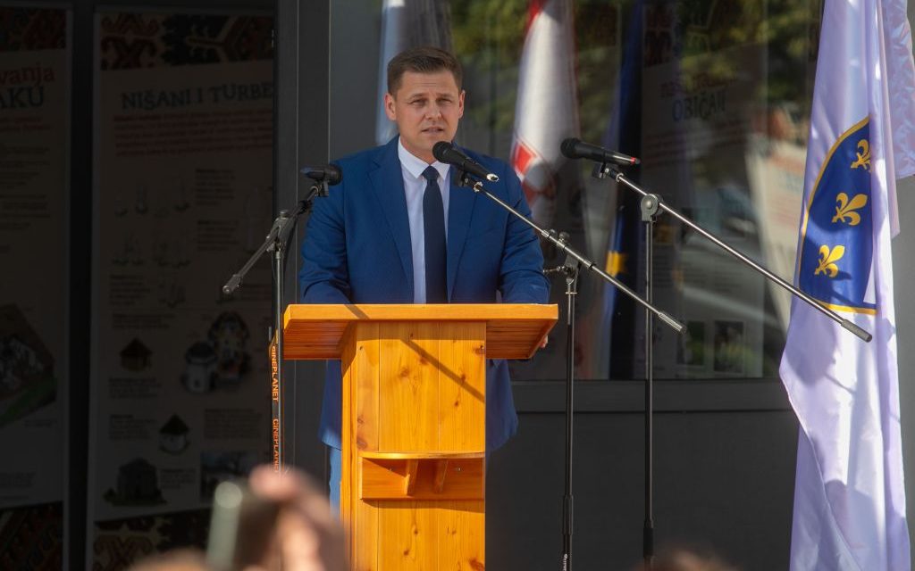 Meškić u Vojniću: Naš centar nije samo građevina, to je mjesto otvorenih vrata i povjerenja