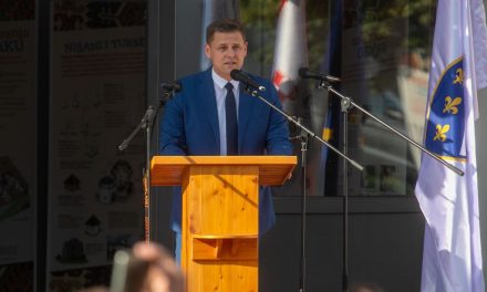 Meškić u Vojniću: Naš centar nije samo građevina, to je mjesto otvorenih vrata i povjerenja