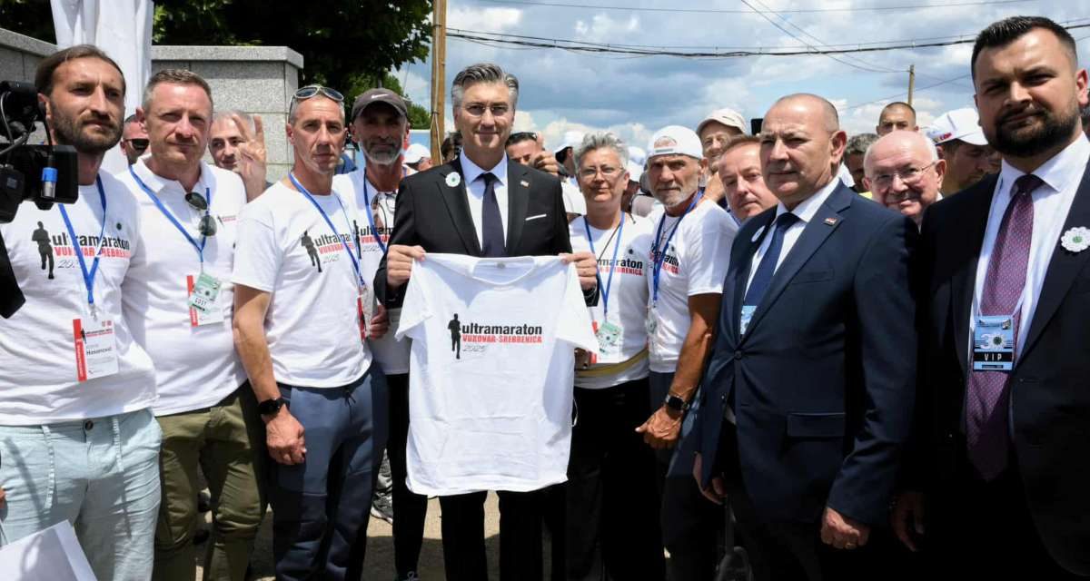 Plenković u Srebrenici: Sastao se sa učesnicima ultramaratona Ovčara – Potočari