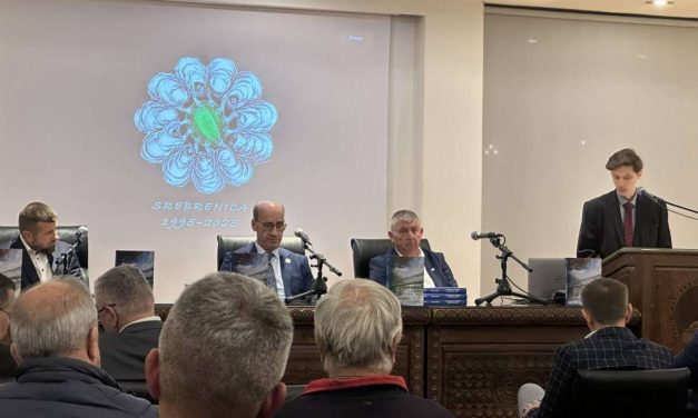 Ramiz Salkić u Zagrebu: Osuđeni smo na borbu, i ove knjige su naša borba