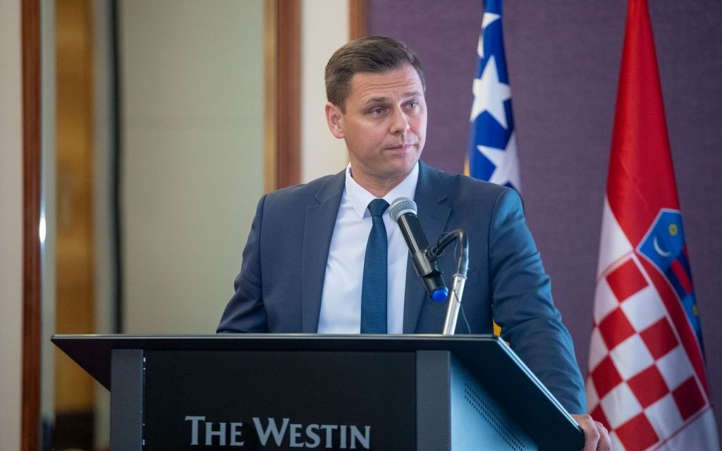 Meškić poručio na Nacionalnoj konvenciji Bošnjaka: „Neuništivi smo kada smo zajedno“