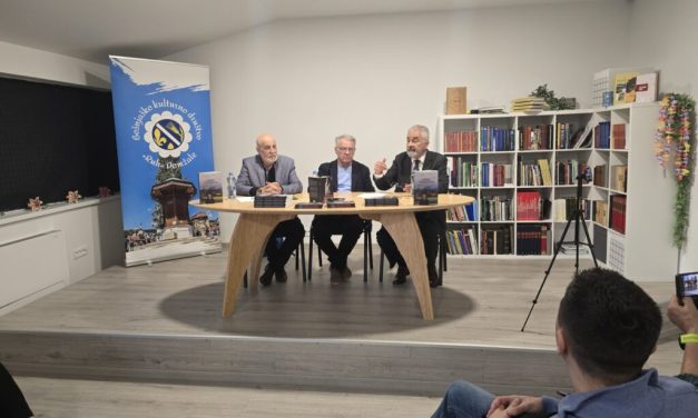 Večer za pamćenje: Ibrahim Kajan i “Samo prolaznik” ispunili Domžale duhom književnosti i prijateljstva