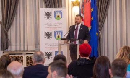 Armin Hodžić poručio Albancima: Važno je da smo zajedno, u meni imate saveznika