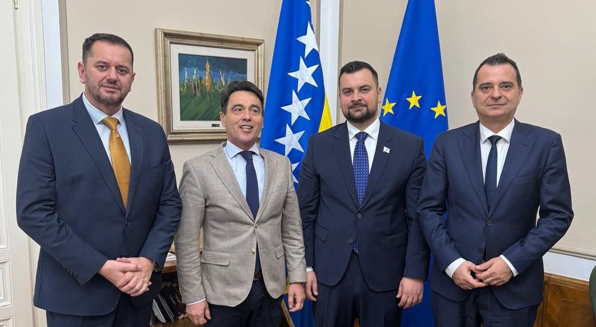 Hodžić u Sarajevu o statusu Bošnjaka i jačanju institucionalne suradnje