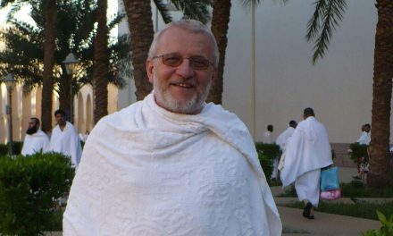 Život posvećen islamu: Na ahiret preselio hadži Ahmed Ikanović