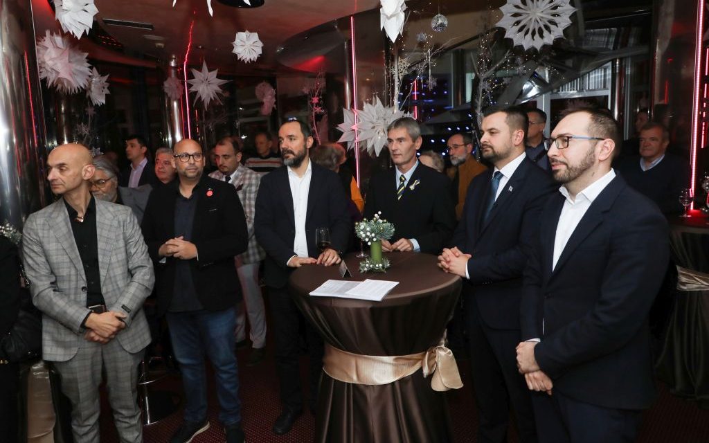 Tomaševiću uručena zahvalnicu, Zagreb povećao sredstva manjinama za 20%