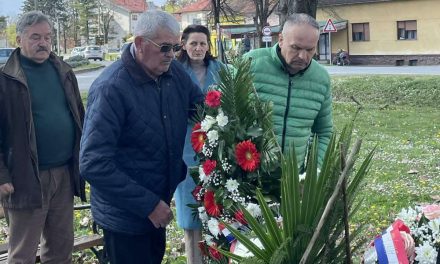 Sjećanje na vitezove slobode: U Gunji obilježen Dan šehida