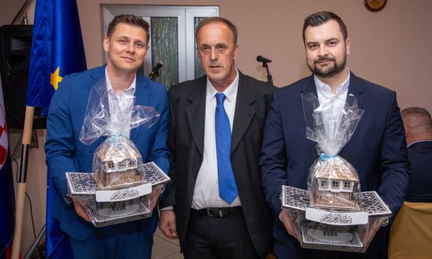 Ramazanska večer u Vojniću: Više od 140 gostiju na iftaru Nacionalne koordinacije Bošnjaka