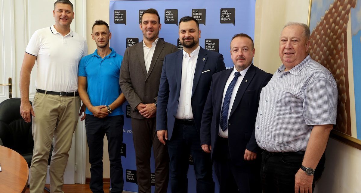 Armin Hodžić s gradonačelnikom Vodnjana razgovarao o jačanju položaja bošnjačke manjine