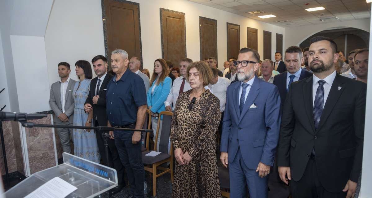 Armin Hodžić prisustvovao svečanoj sjednici Općinskog vijeća u Topuskom