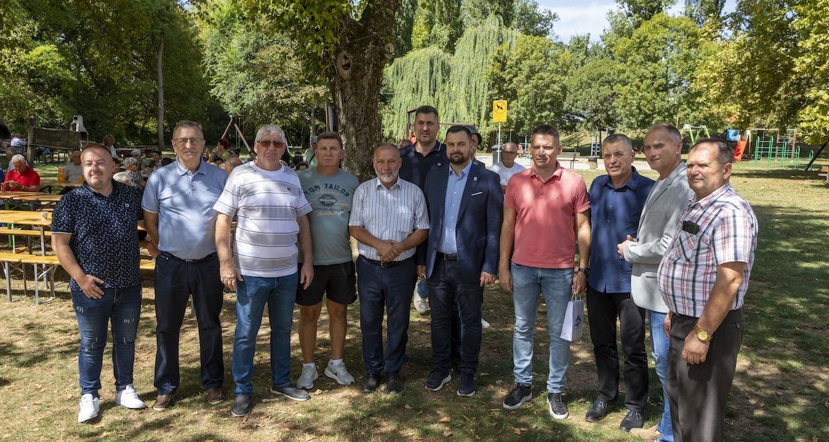 U Sisku održan 18. tradicionalni Teferič: Sjećanja na bošnjačke branitelje i njihov doprinos u Domovinskom ratu